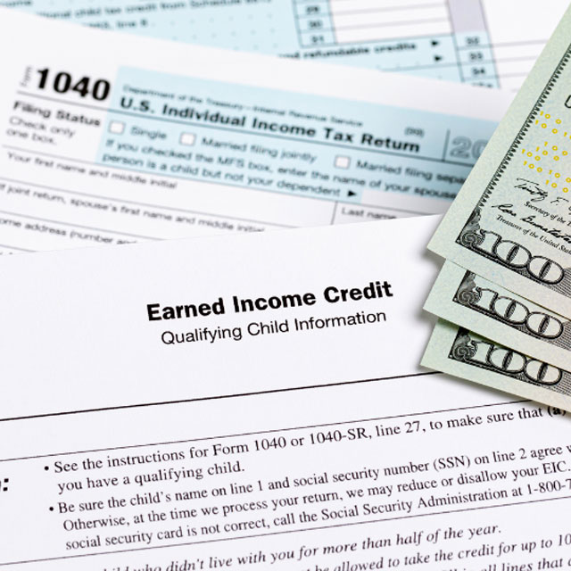 Tax Credits vs. Tax Deductions: Maximize Your Refund & Lower Your Bill